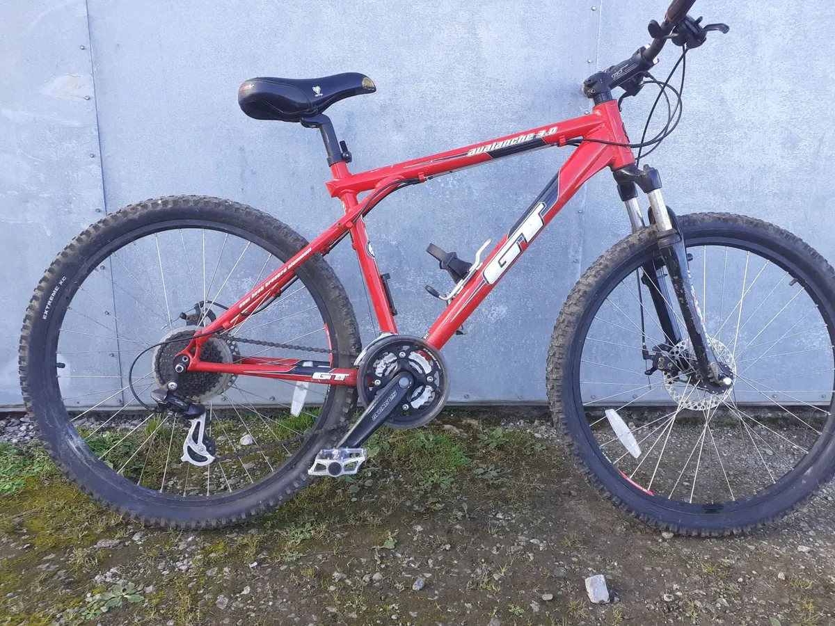 G T AVALANCHE  MOUNTAINBIKE - Image 1