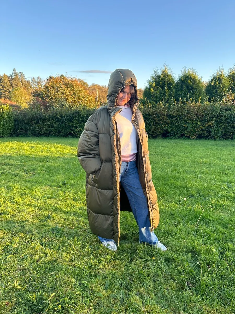 Tommy Hilfiger  Women’s Long Puffer Coat - Image 3