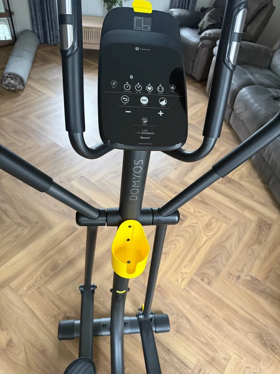Cross Trainer - Image 1