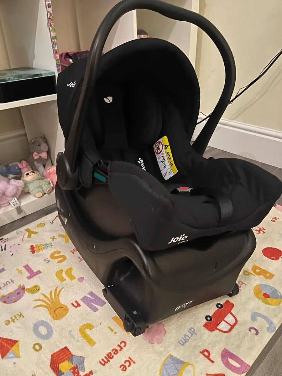 Baby car seat - Image 1