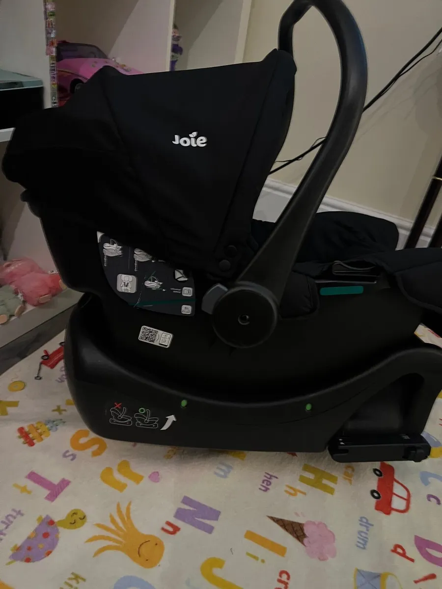 Baby car seat - Image 2