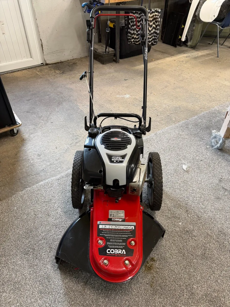 Cobra WT56B Wheeled Trimmer - Image 1