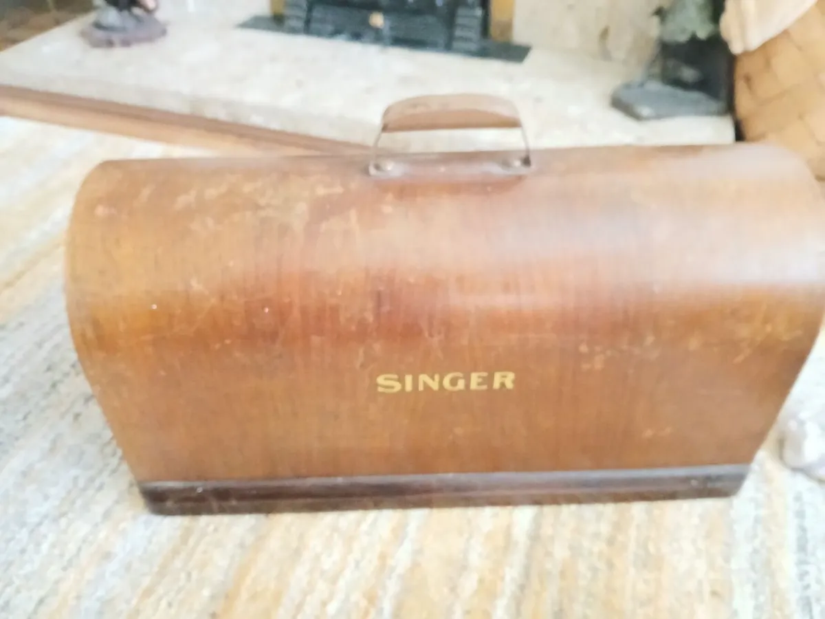 vintage singer sewing machine - Image 3