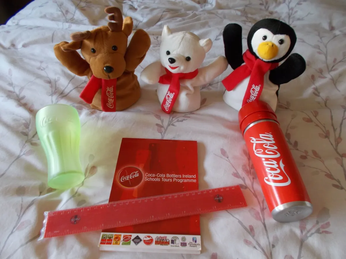 Lot of Collectable Coca Cola Products - Image 1