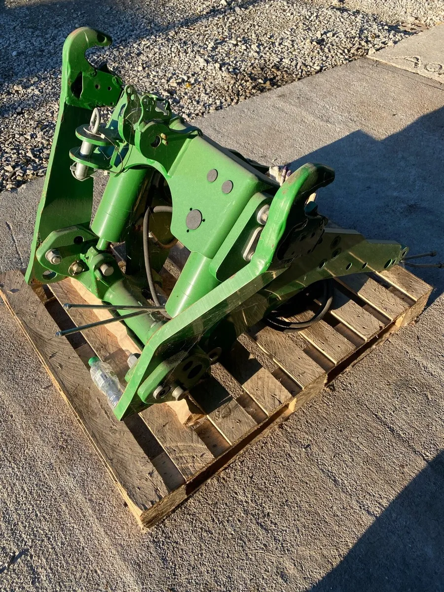 John Deere front linkage - Image 3