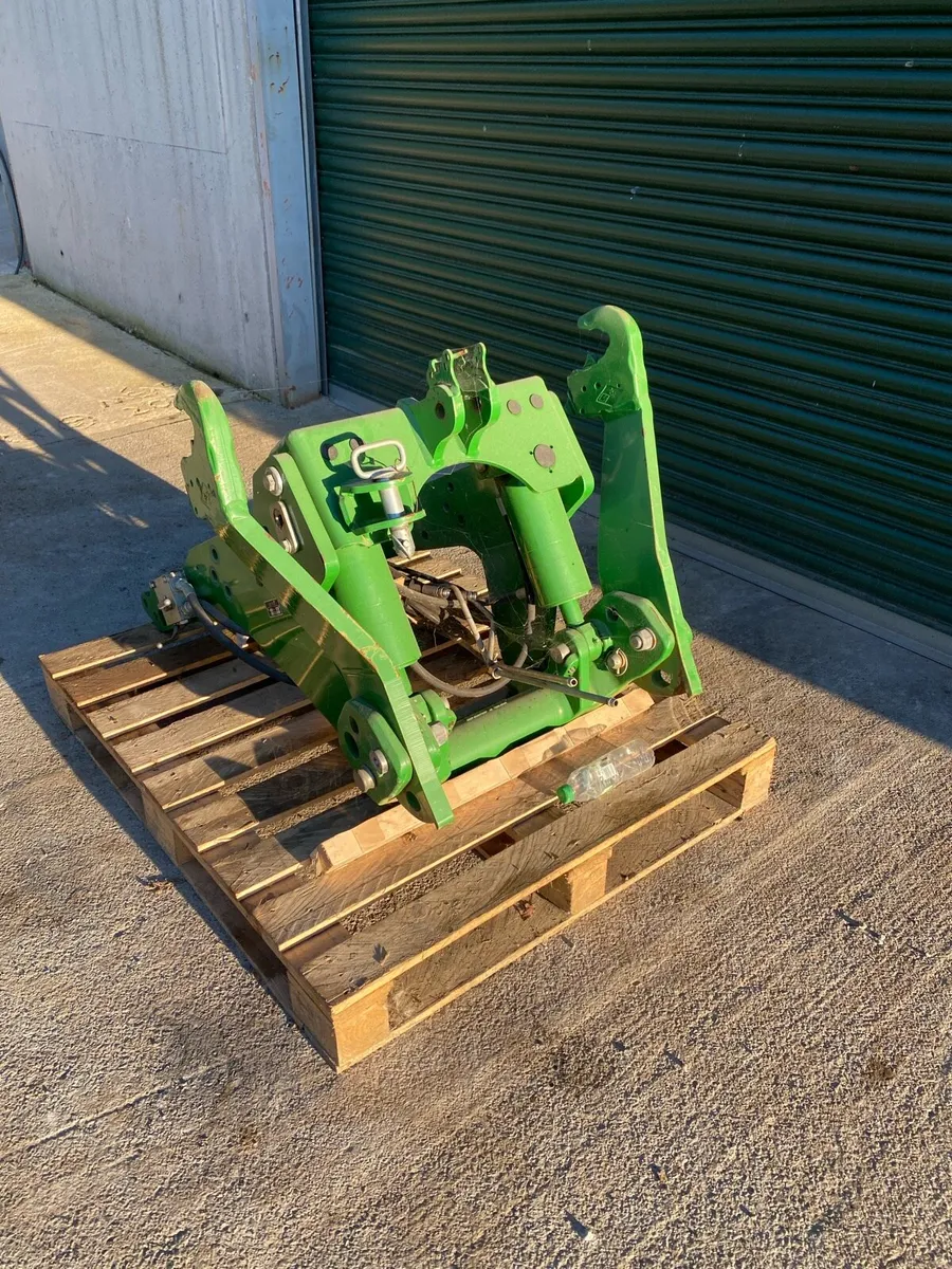 John Deere front linkage - Image 2