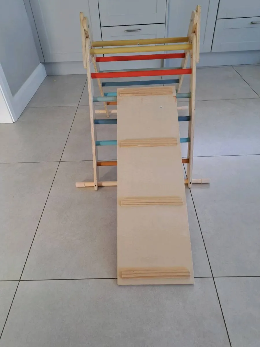 Climbing frame - Image 2
