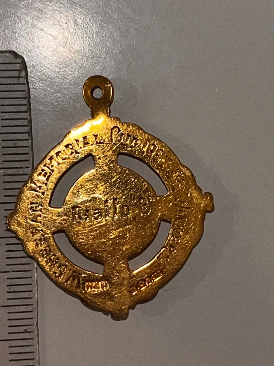9k Gold medal - Image 3