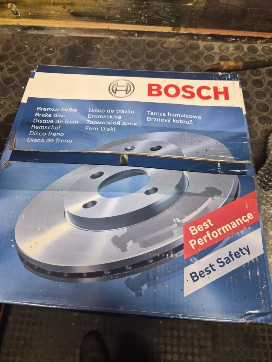 BOSCH 0 986 479 763 Brake discs for FORD FOCUS - Image 2