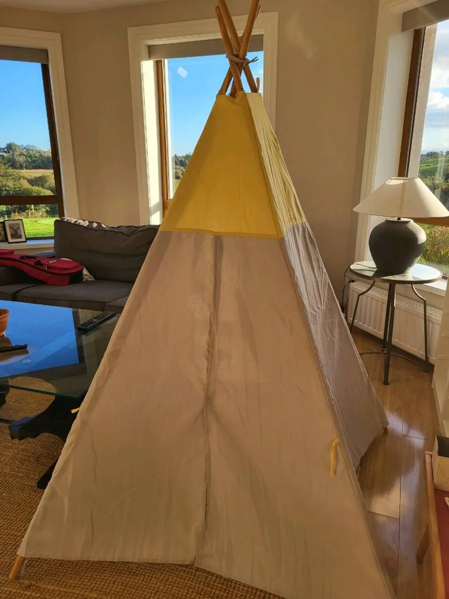Kids tent