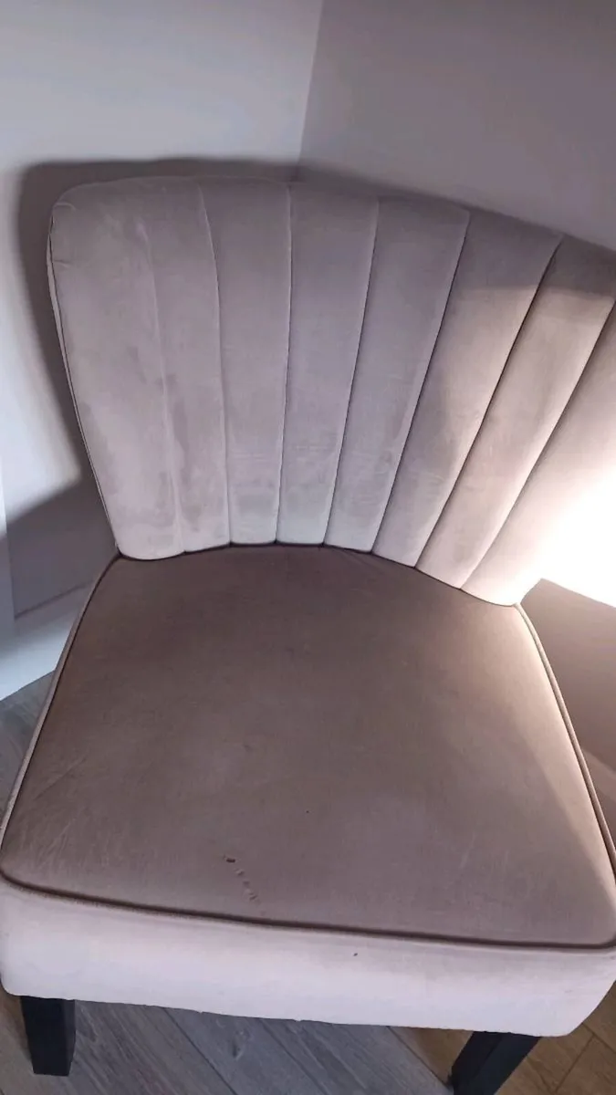 Armchair - Image 4