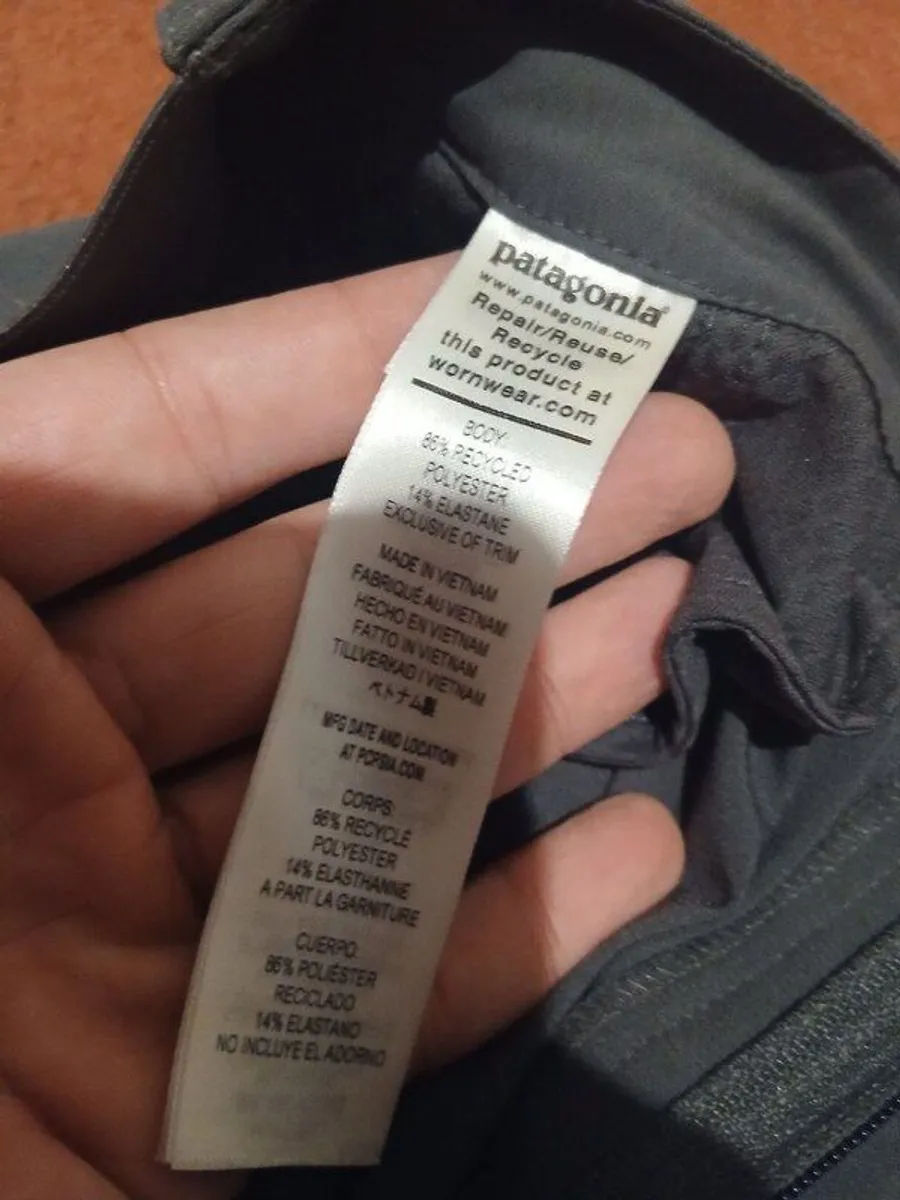 Patagonia Men's Terravia Trail Hiking Trousers  Size 36  Excellent Condition - Image 2