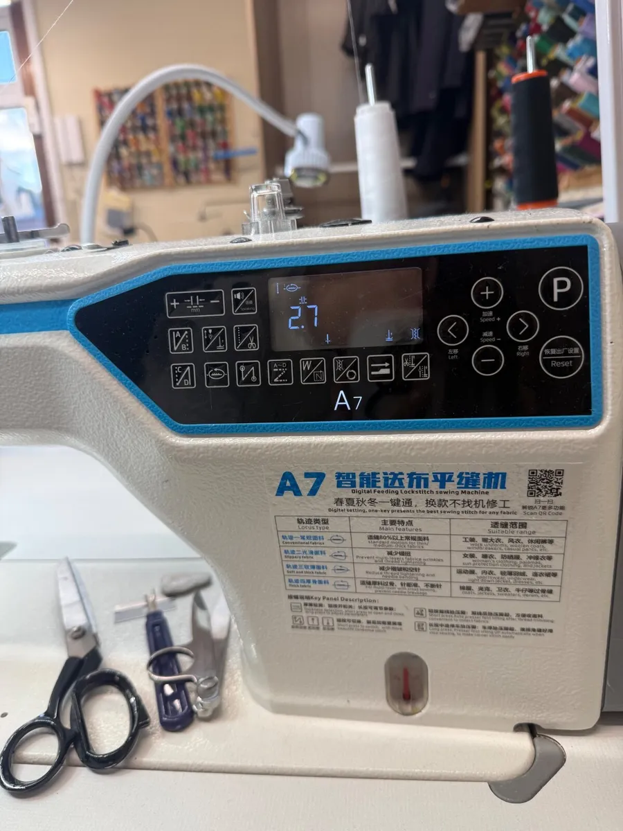 Jack A7 sewing machine - Image 2