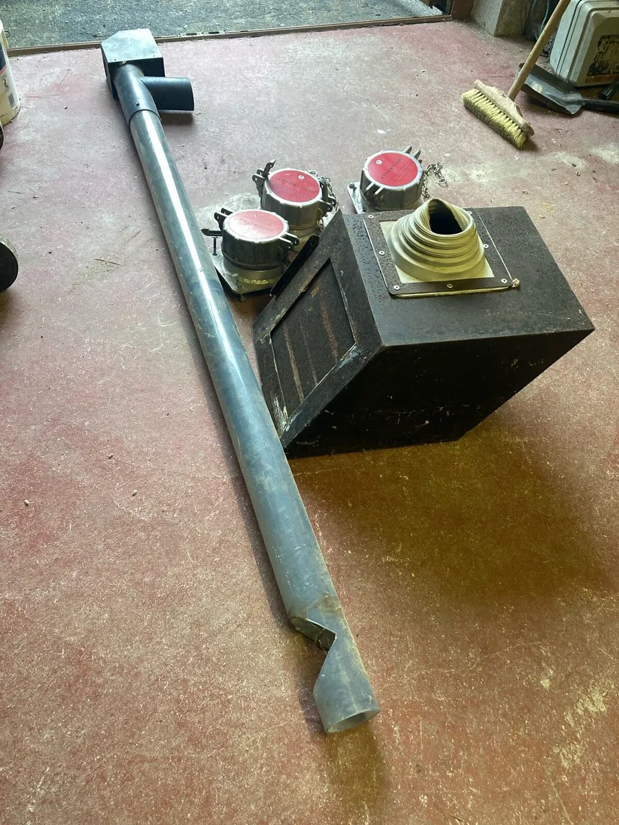 Auger screw, cam locks - Image 1