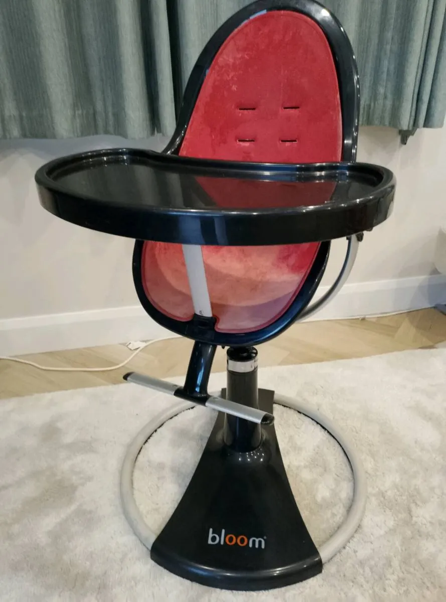 Toddler high chair fully adjustable - Image 1
