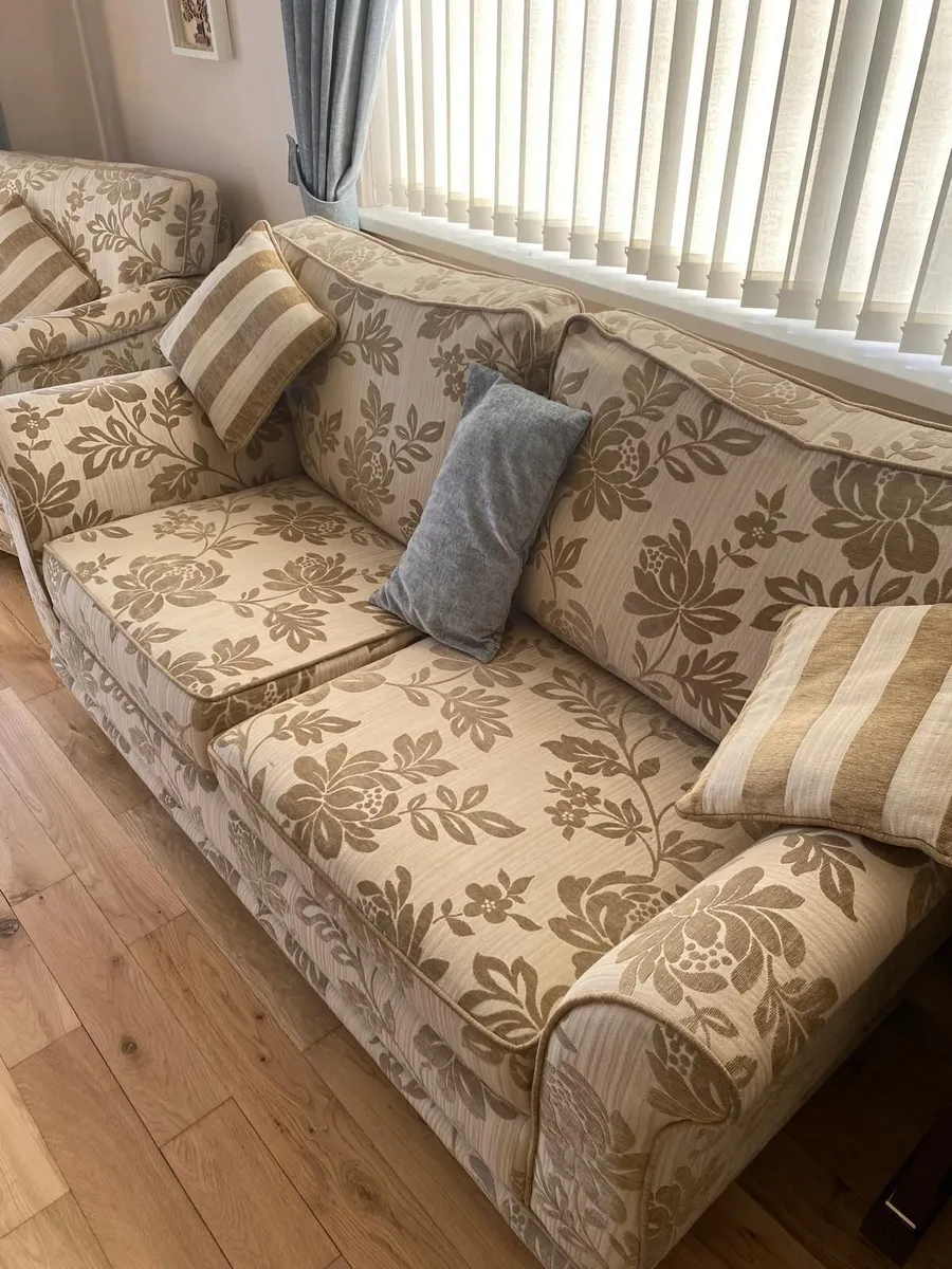 Sofa - Image 2