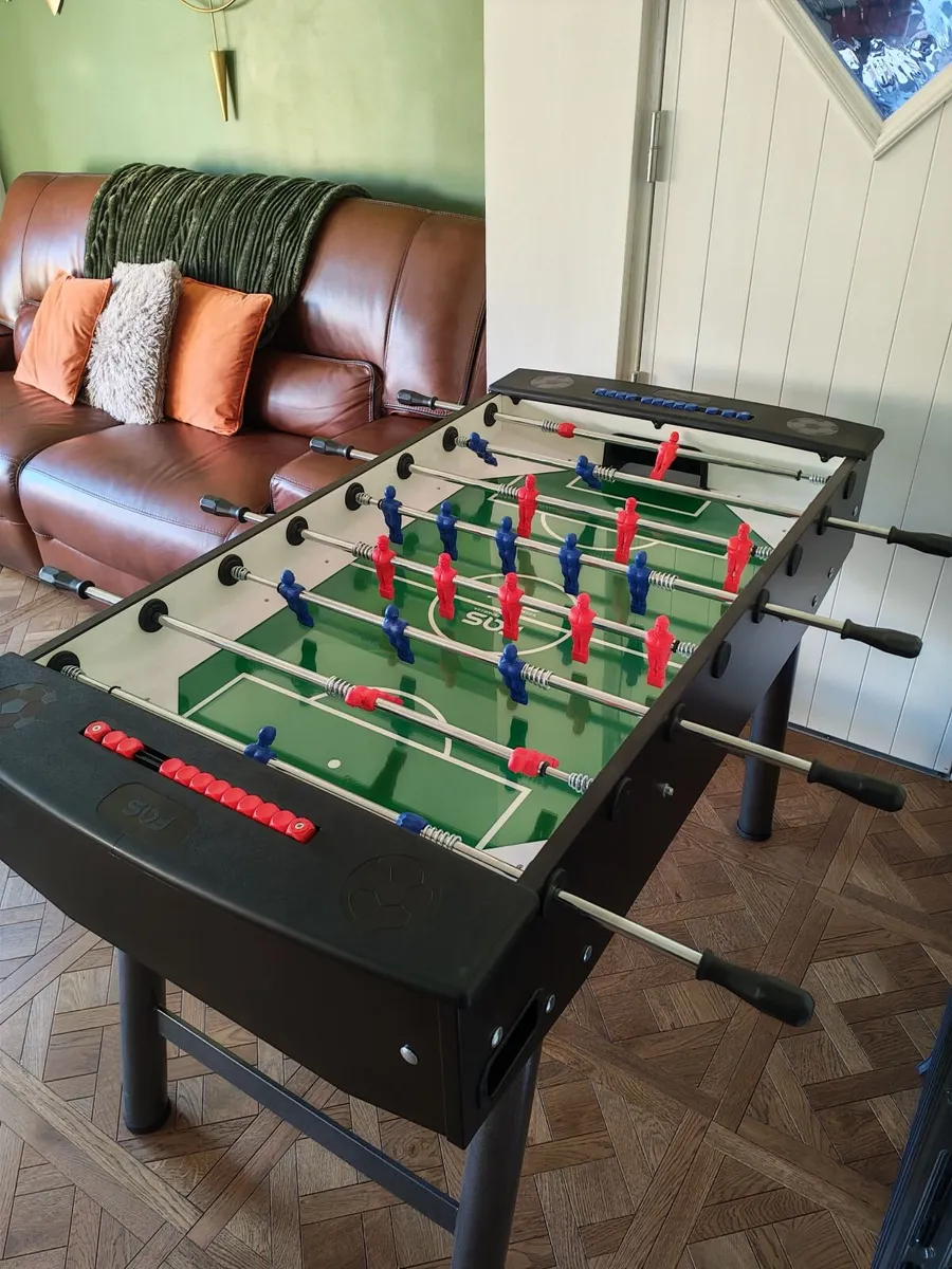 Foosball table - Image 1