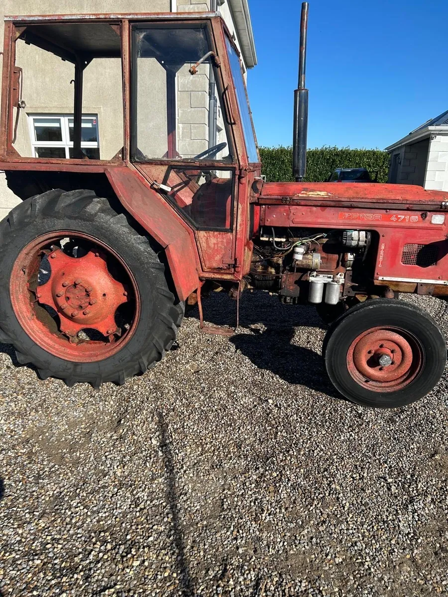 Tractor - Image 4