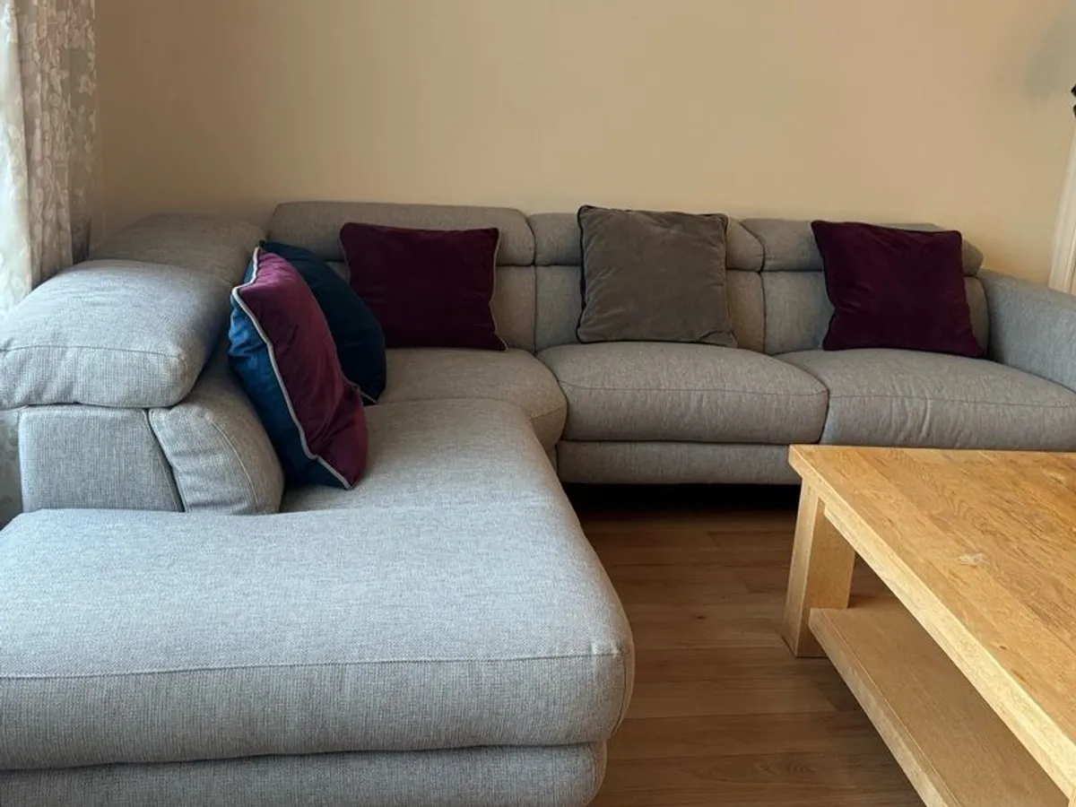 large corner sofa - Image 3