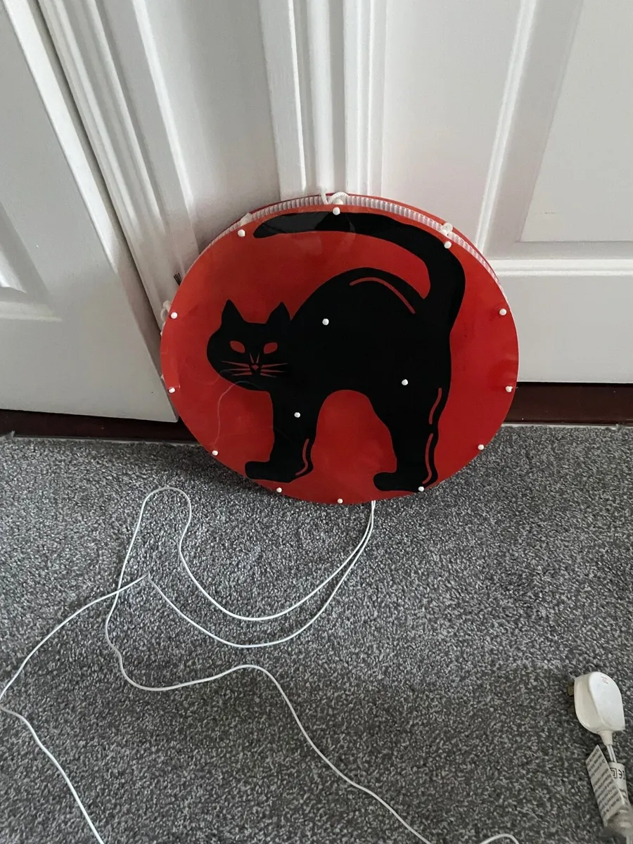 Halloween decorations - Image 3