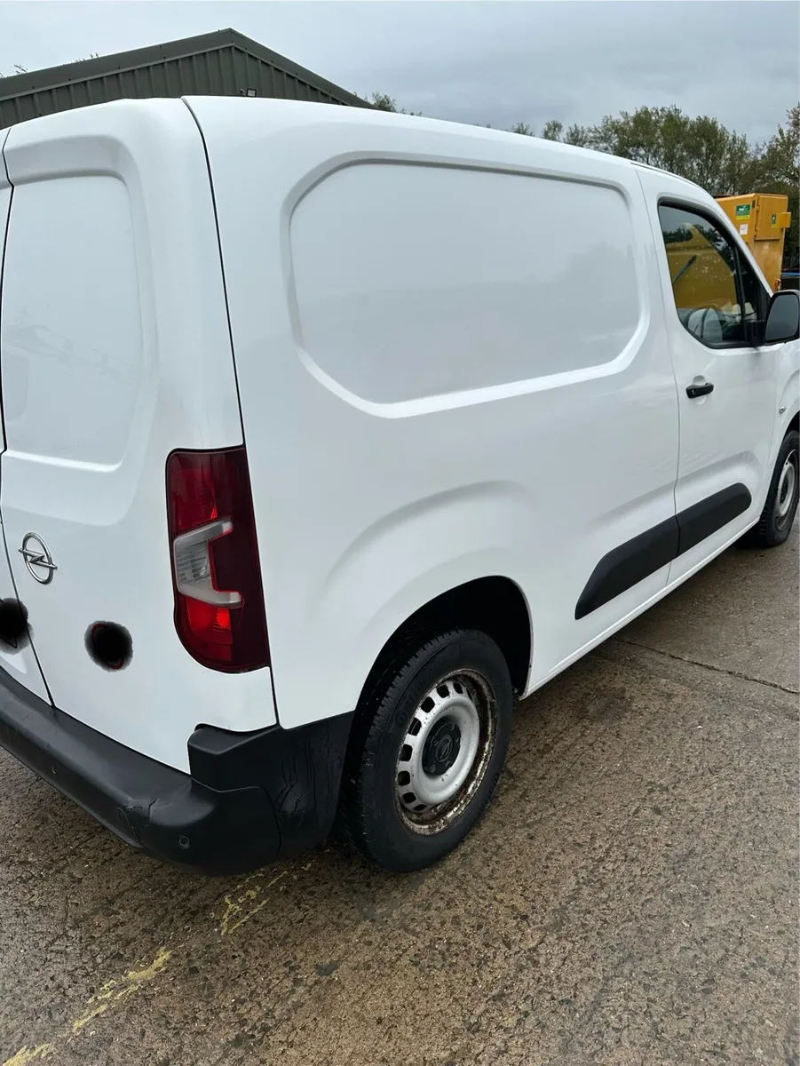 2020 Opel combo ( Not Crashed) - Image 3