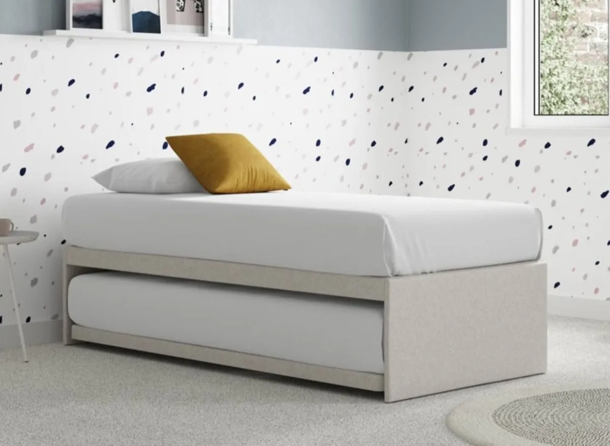 single bed with guest bed - Image 2
