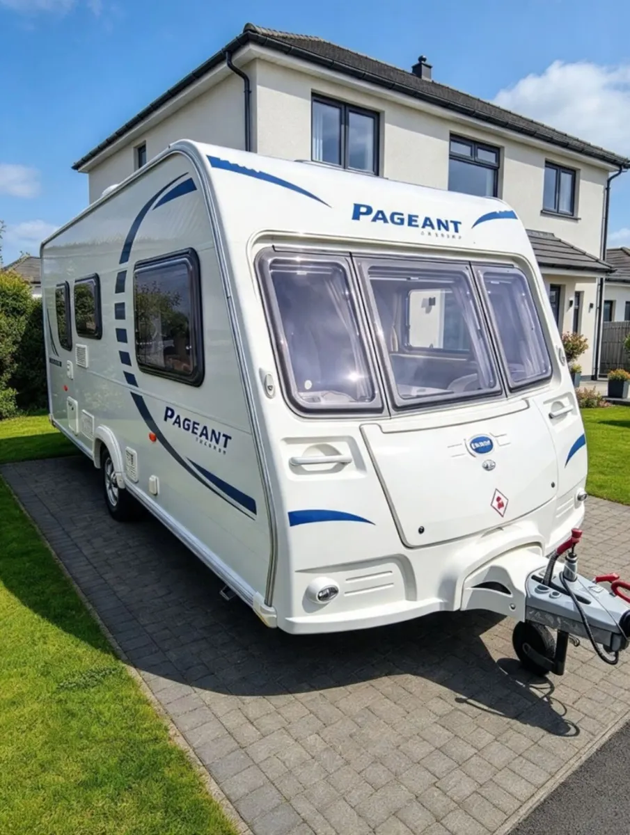 2/3 berth bailey pegant         caravan for sale. - Image 2