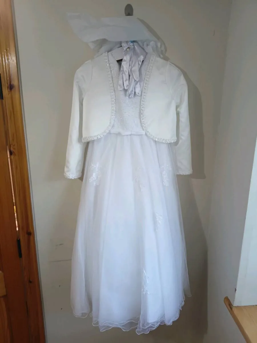 Communion dress and 4 peice boys suite - Image 2