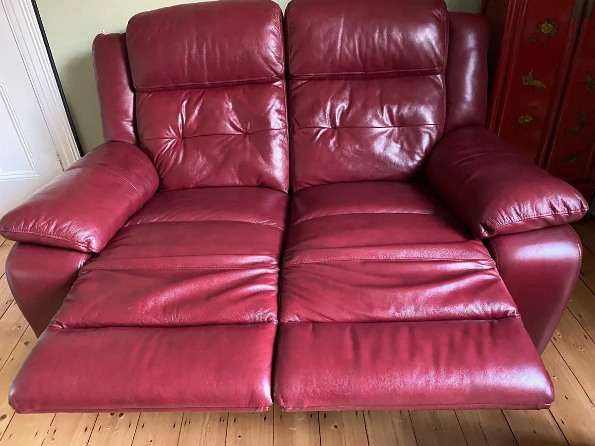 Recliner Couch - Image 2