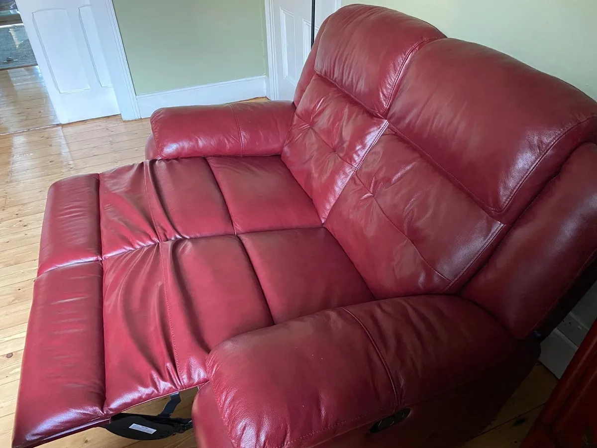 Recliner Couch - Image 4