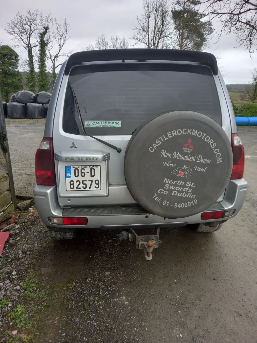Mitsubishi Pajero 2006 - Image 2