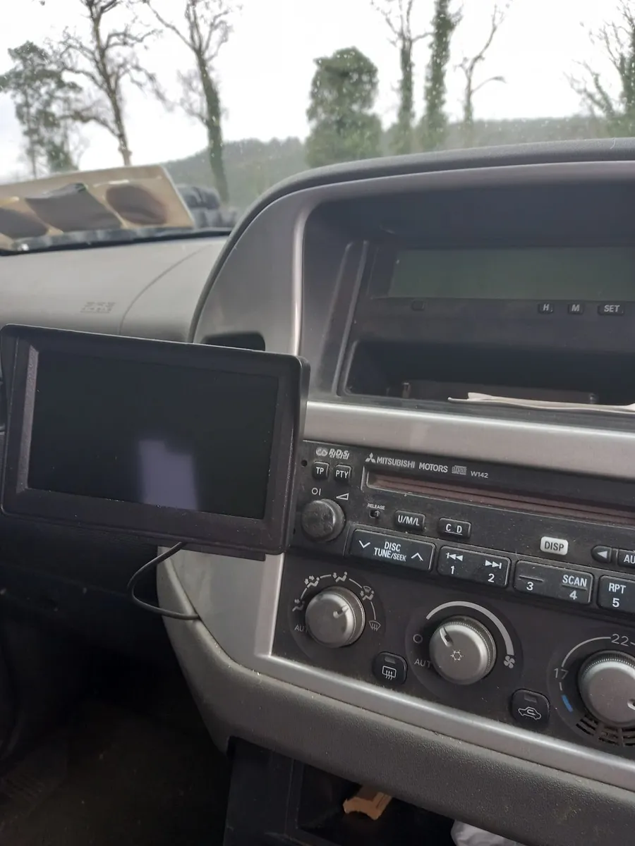 Mitsubishi Pajero 2006 - Image 3
