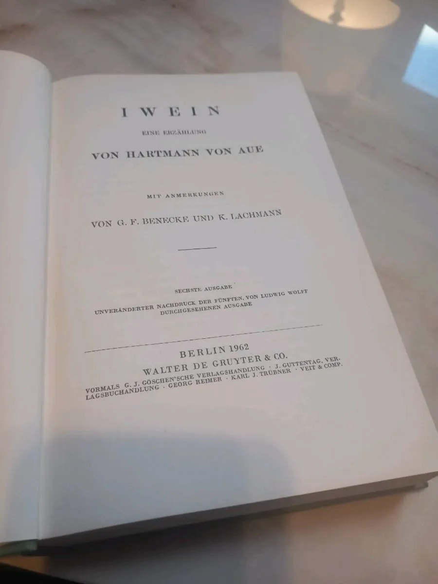 Hardback in German, poetry, Iwein by von Aue, D18 - Image 4
