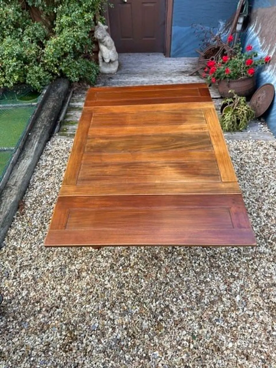 Vintage Table - Image 4