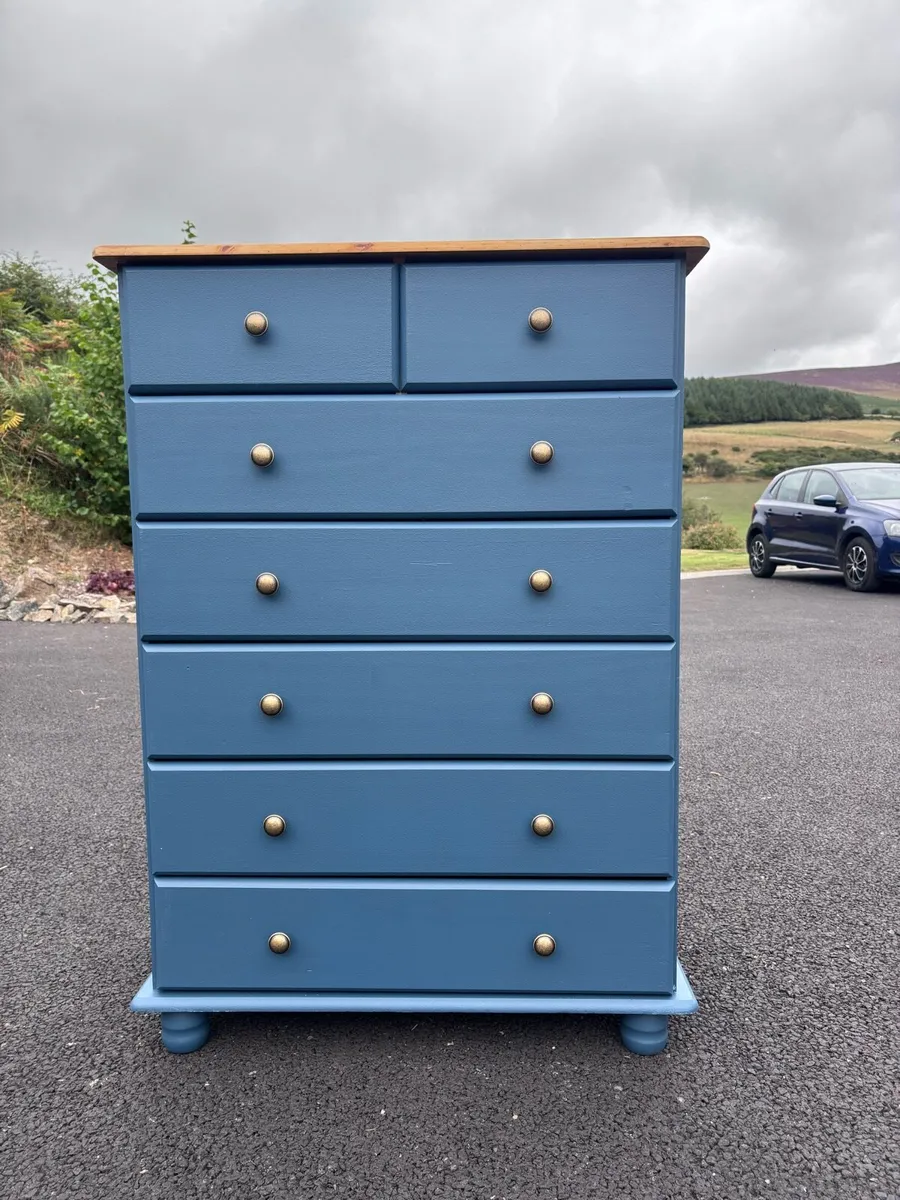 Bedroom chest of drawers - Image 3