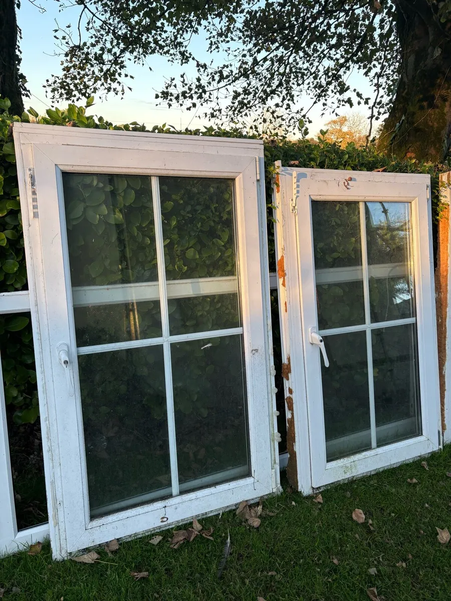 Old windows - Image 4