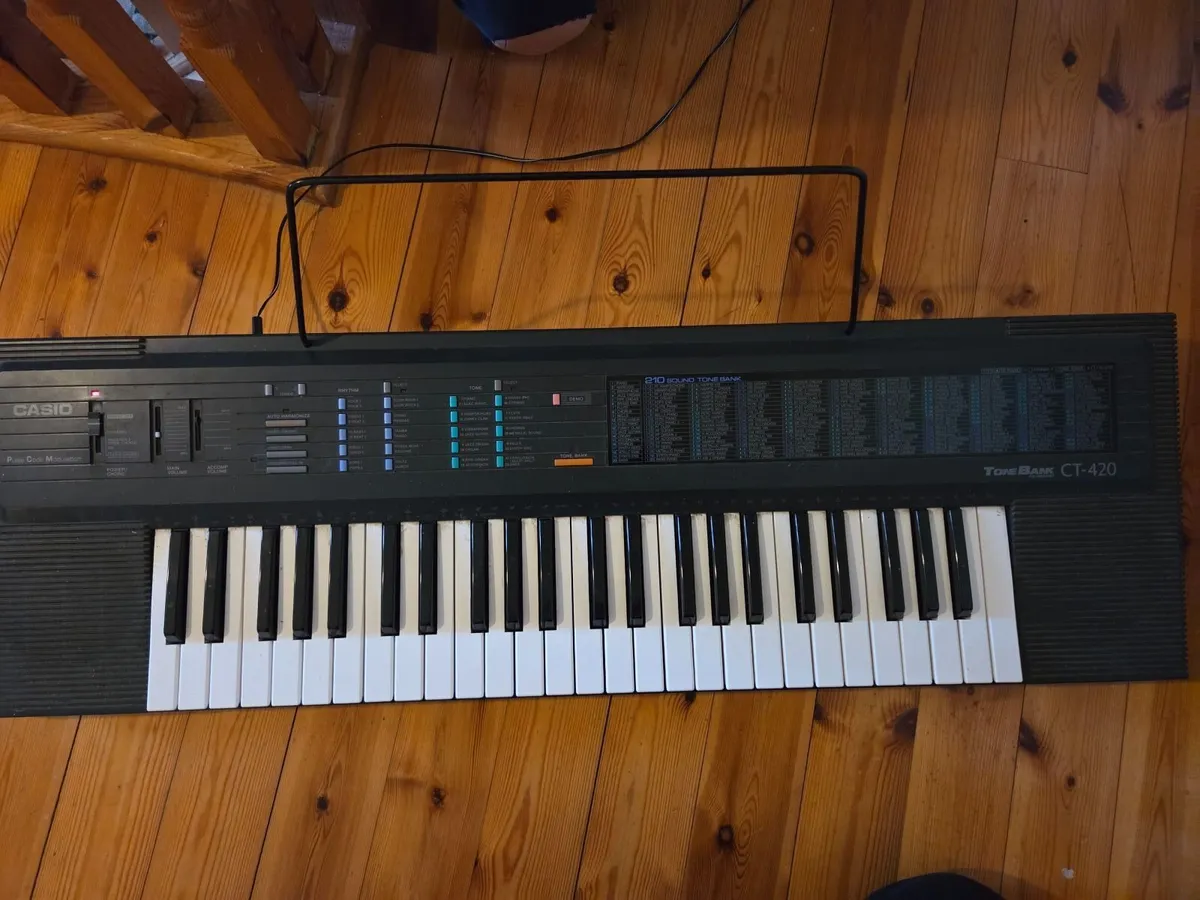 Casio Keyboard - Tone Bank CT 420 - Image 1