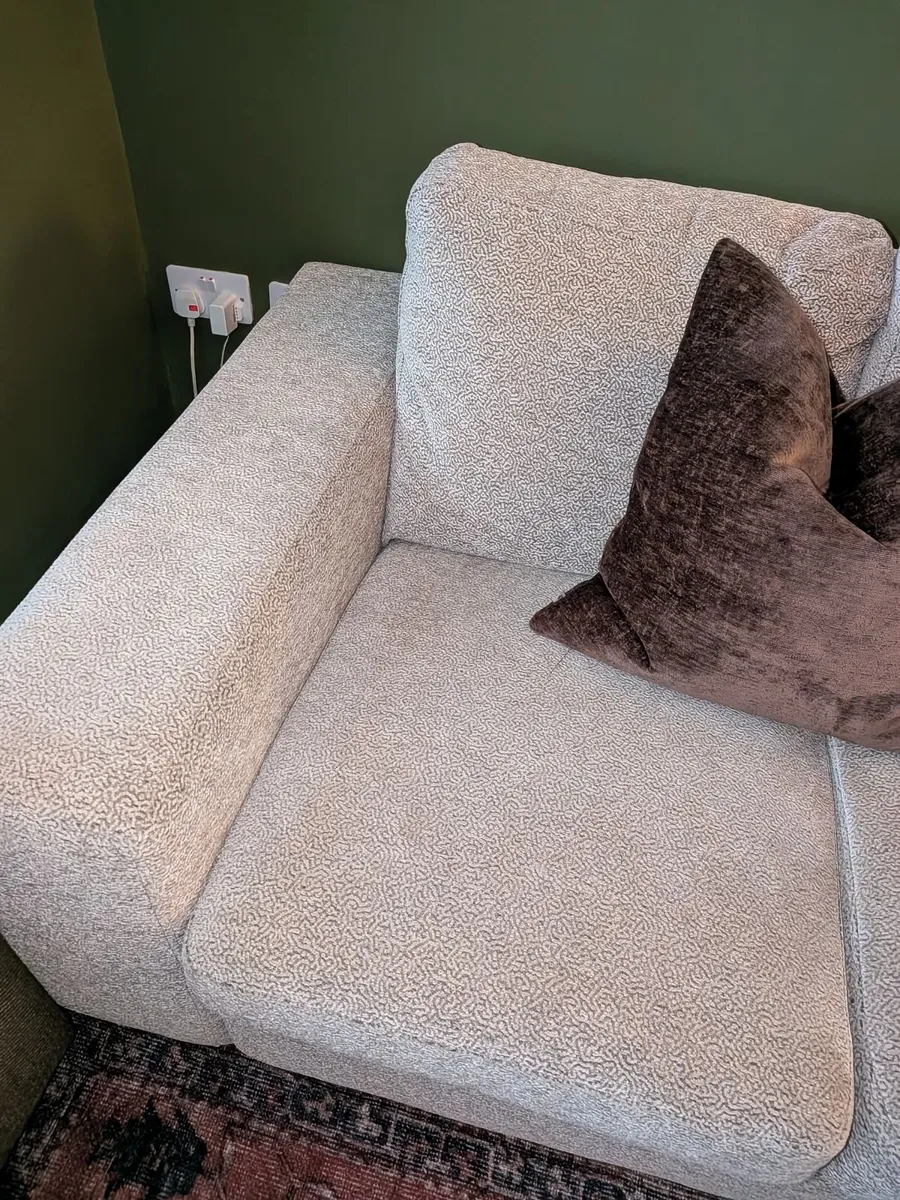 Beige Santorini Sofa 3 Seater - Image 4