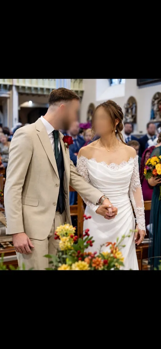 Wedding dress - Image 1