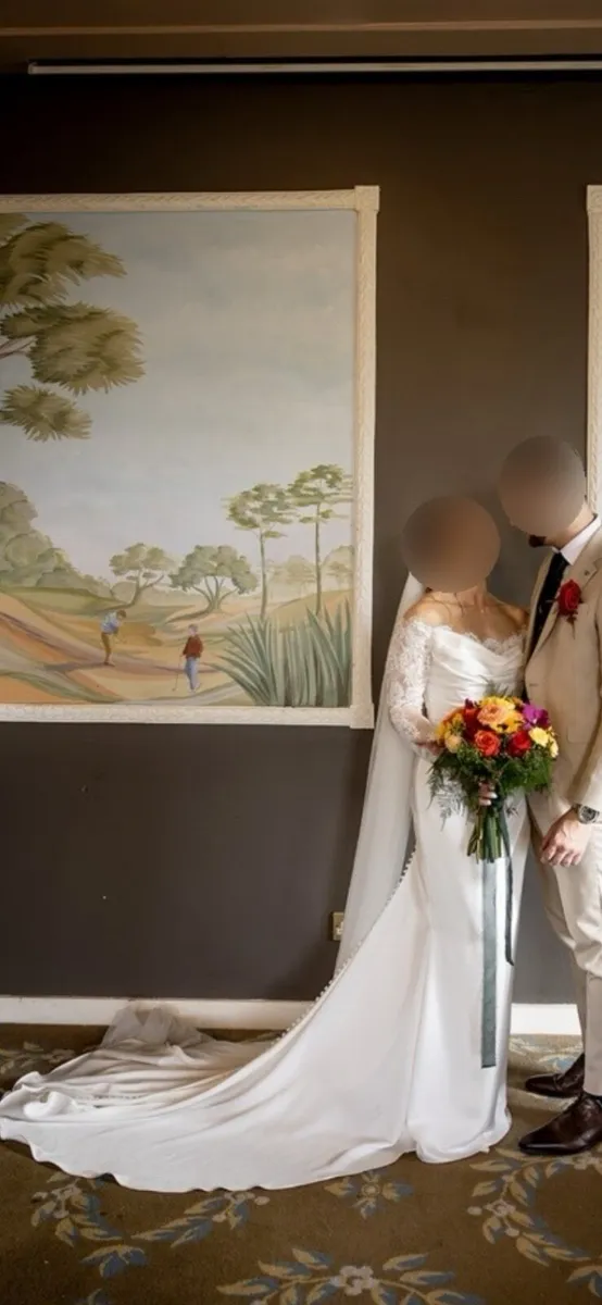 Wedding dress - Image 4