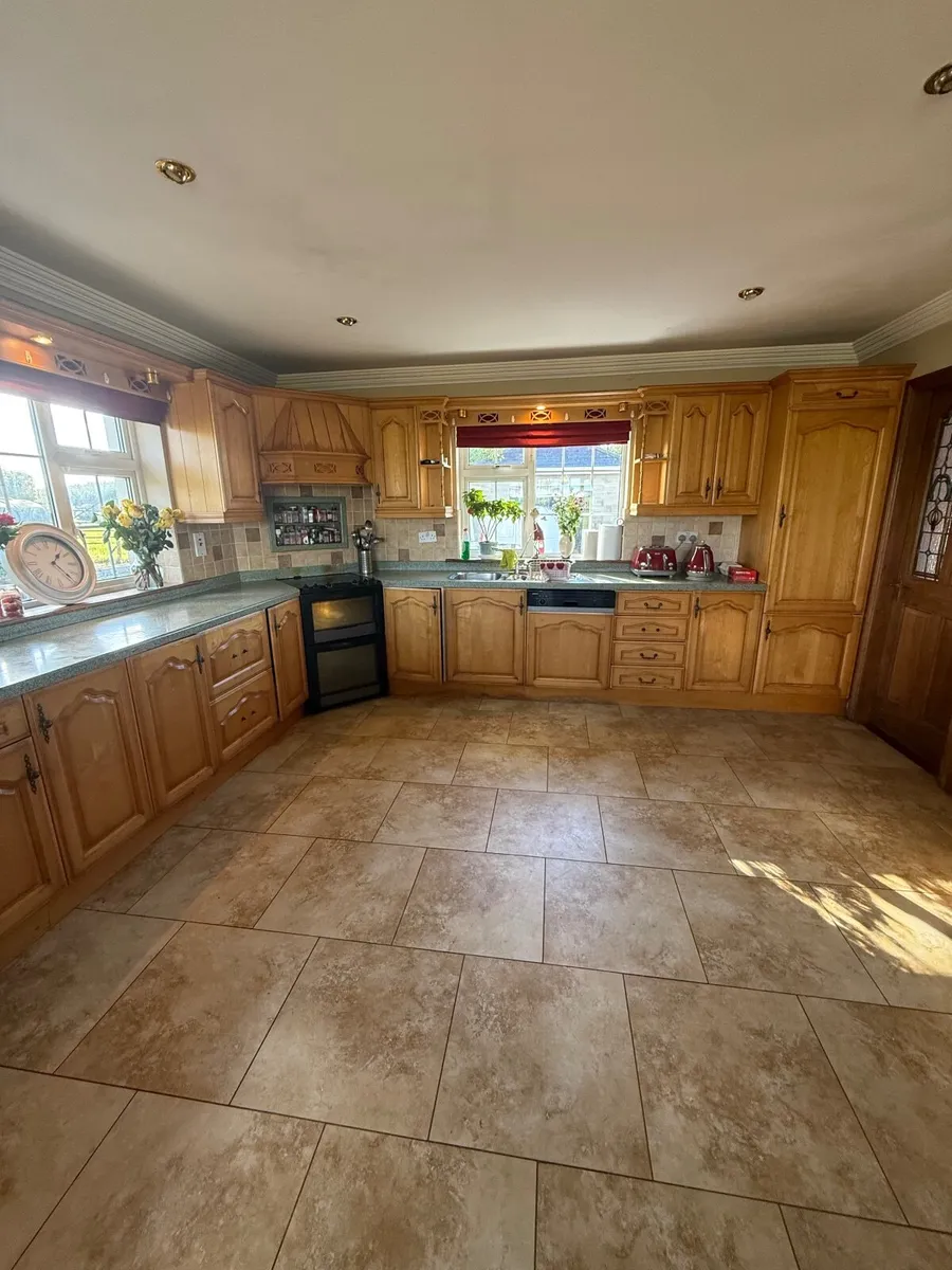 Maple Kitchen with Velstone Worktops – €2,000 ono - Image 1