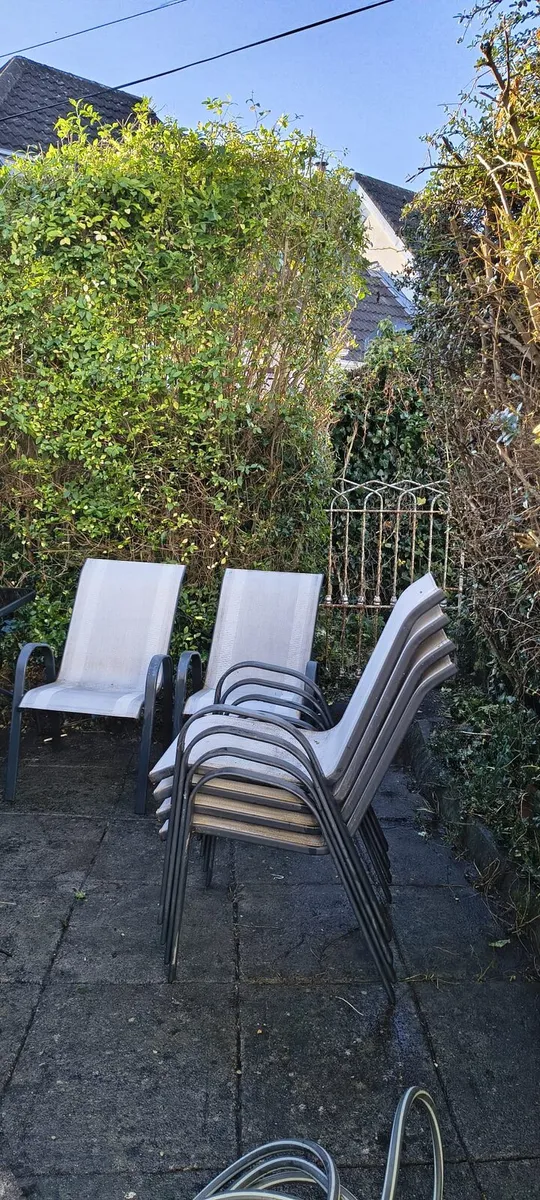 FREE FOR COLLECTION -  6 GARDEN CHAIRS - Image 1