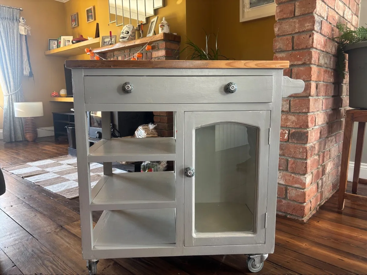 Sideboard - up cycle - Image 2
