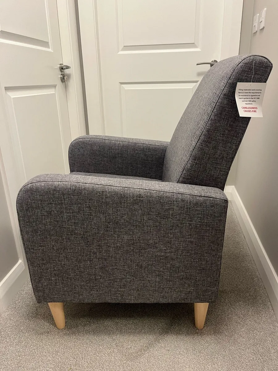 Grey armchair - Image 2