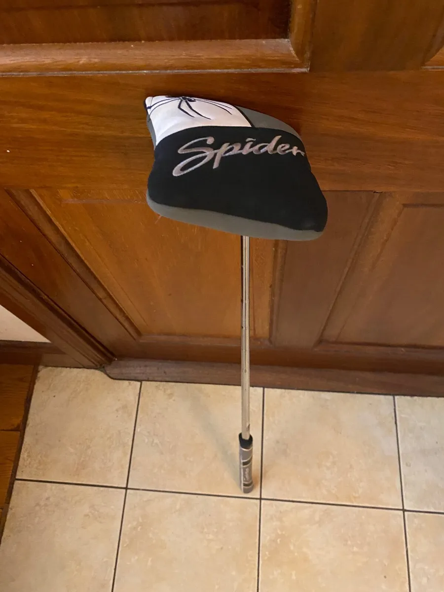 Taylormade Spider GTX 34 inch Putter 8/10 Conditio - Image 1