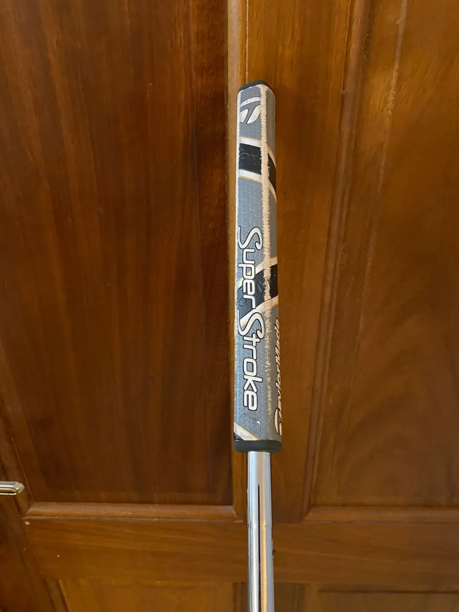 Taylormade Spider GTX 34 inch Putter 8/10 Conditio - Image 2