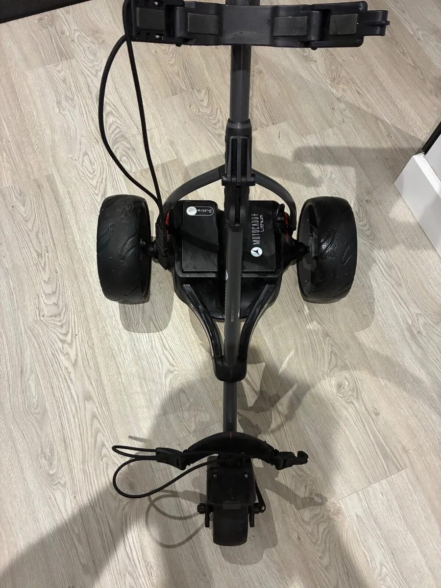 Motocaddy S1 Electric Golf Trolley 36Hole Battery - Image 4