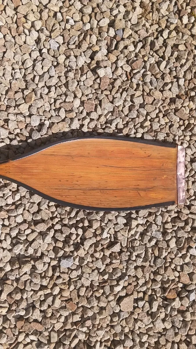 Vintage Kayak Paddle - Image 2
