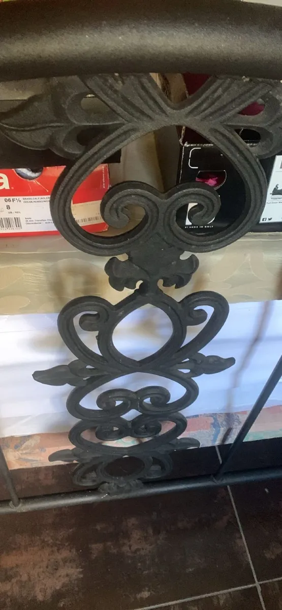 Cast Iron King Bed Vintage - Image 2