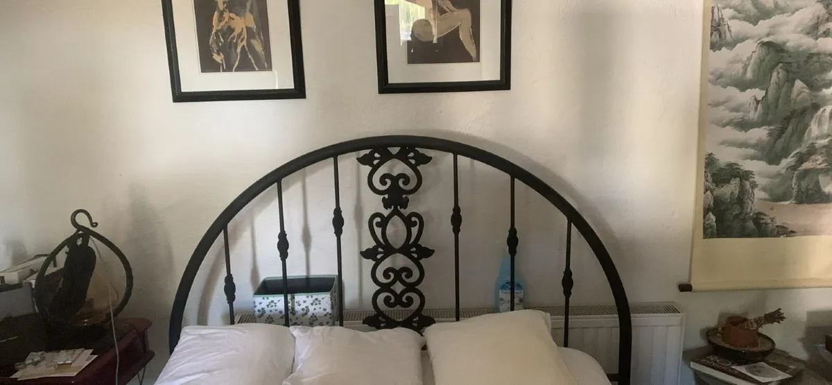 Cast Iron King Bed Vintage - Image 1